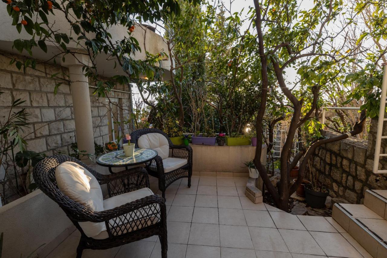 Apartments Villa Mandarina Podgora Exterior photo